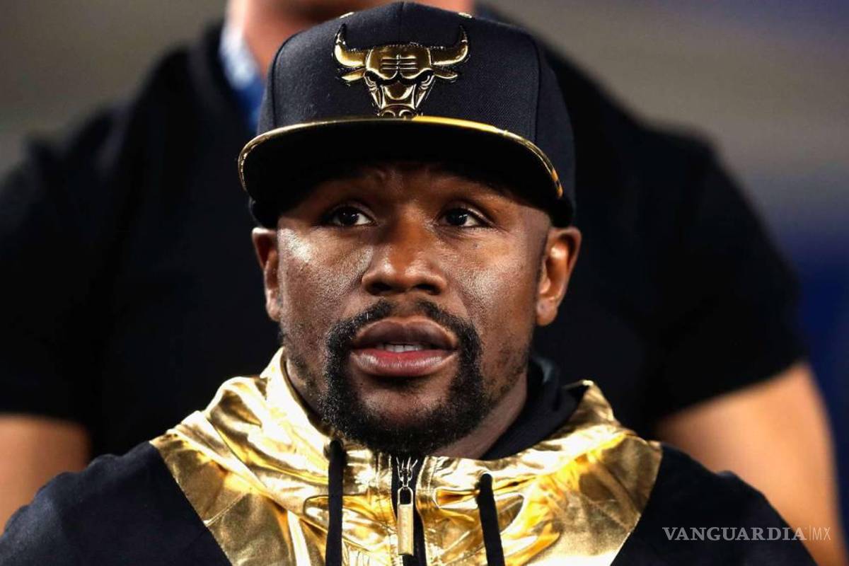 Floyd Mayweather rechaza selfie con un fan por traer las uñas pintadas