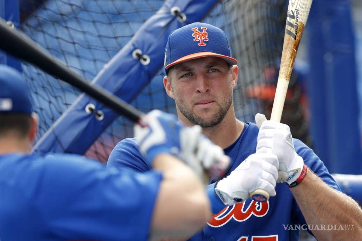 Tim Tebow aún no se rinde en la lucha de hacer su sueño de jugar en Grandes Ligas
