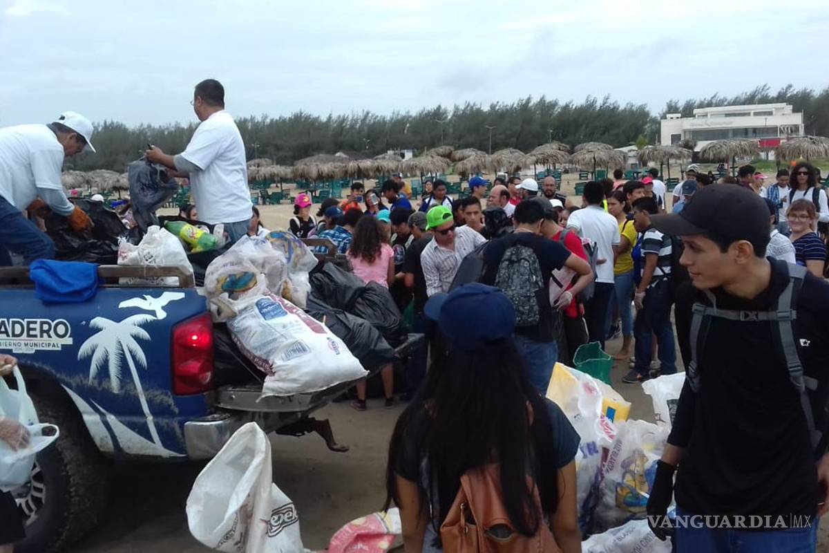 $!Greenpeace lanza mensaje a corporaciones que contaminan los océanos