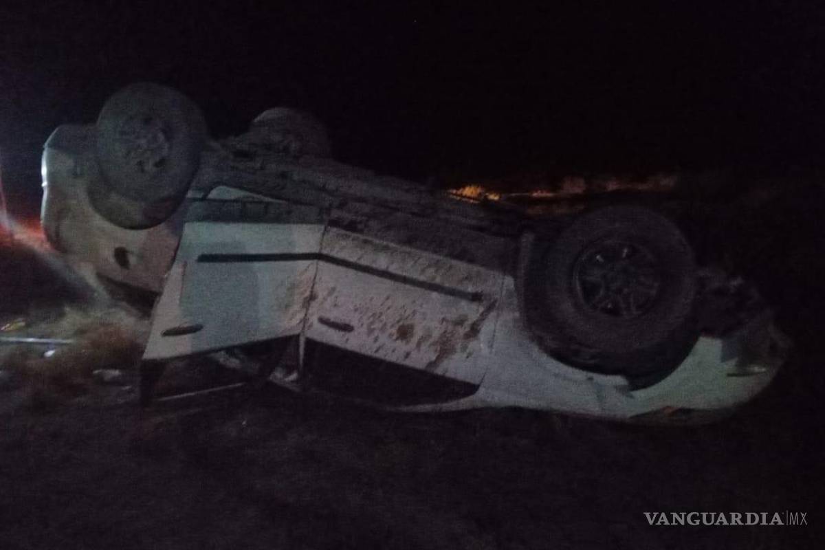 Vuelca familia regia en la carretera Saltillo-Torreón; ocho lesionados, incluidos niños