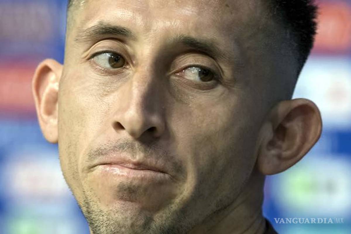Héctor Herrera se operó la nariz y las orejas
