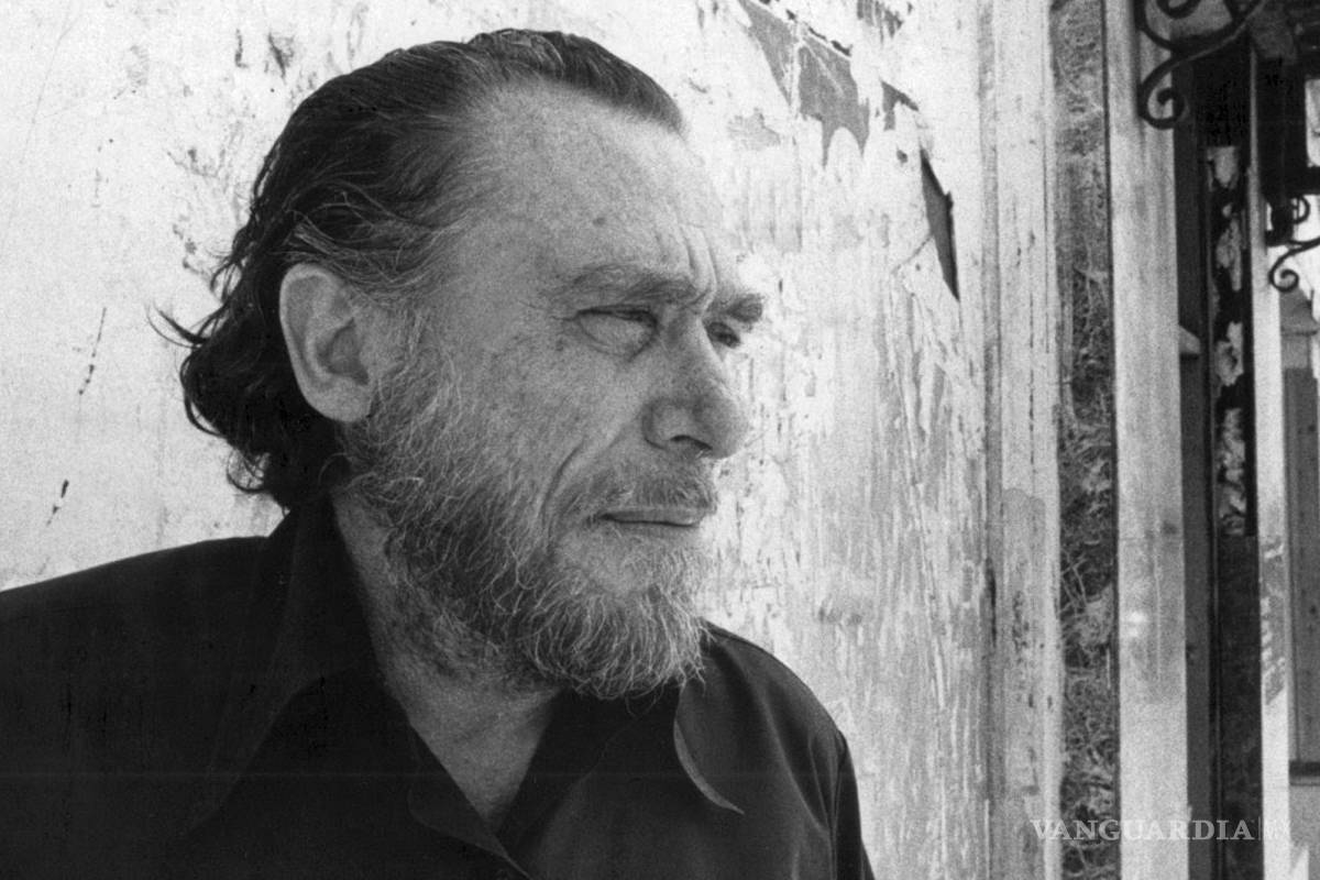 Un año más sin Bukowski, el genial 'viejo indecente'