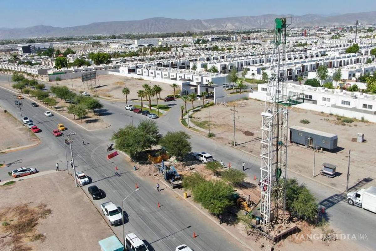 Supervisa Román Alberto Cepeda nuevo pozo de agua en oriente de Torreón