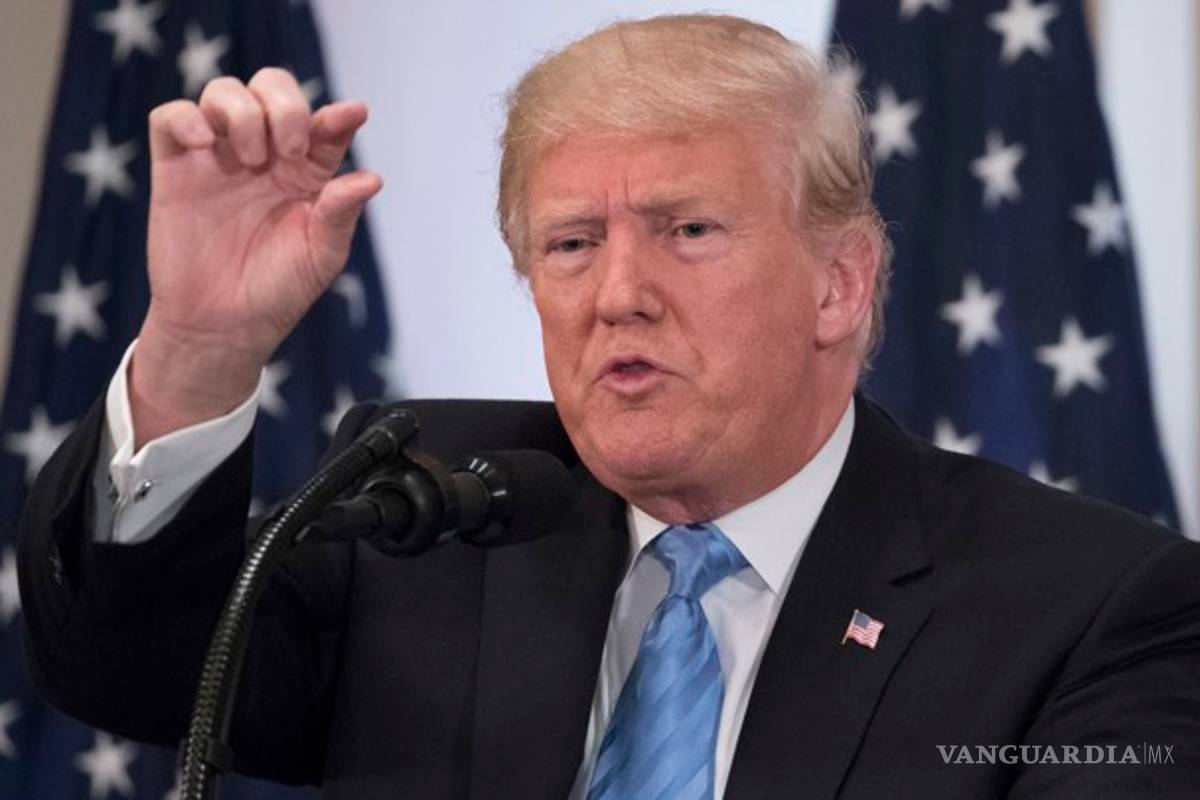 Fue una &quot;exoneración total y completa&quot;, dice Trump sobre la investigación de la injerencia rusa