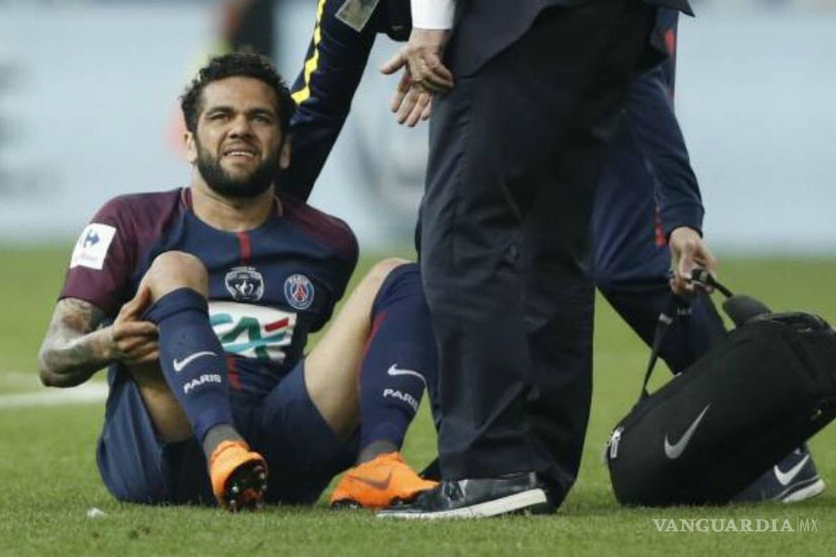 Dani Alves sí llegaría a la Copa del Mundo