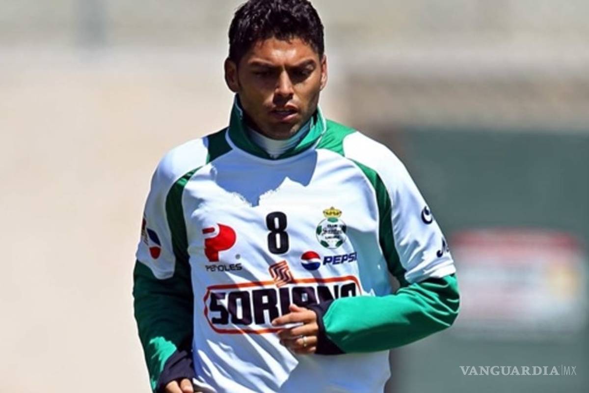 Ni una patada más: Carlos Adrián Morales dice adiós al futbol