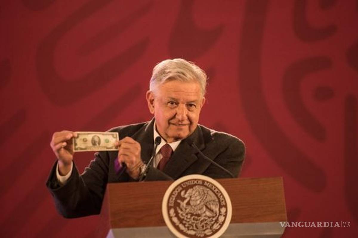 "Aunque no le guste a los técnicos, no hay recesión": AMLO reitera que el peso está fuerte