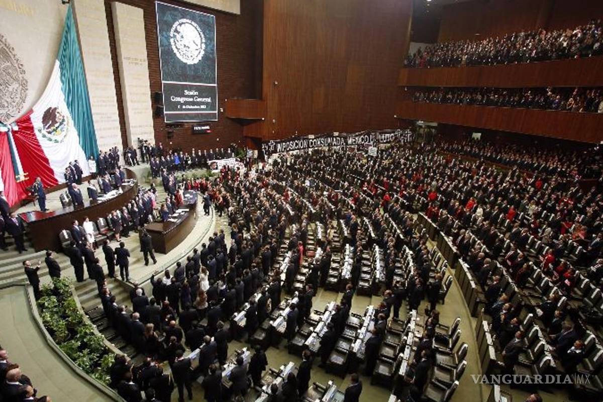 Lanzan petición para exigir que la licenciatura sea obligatoria para ser Diputado o Senador