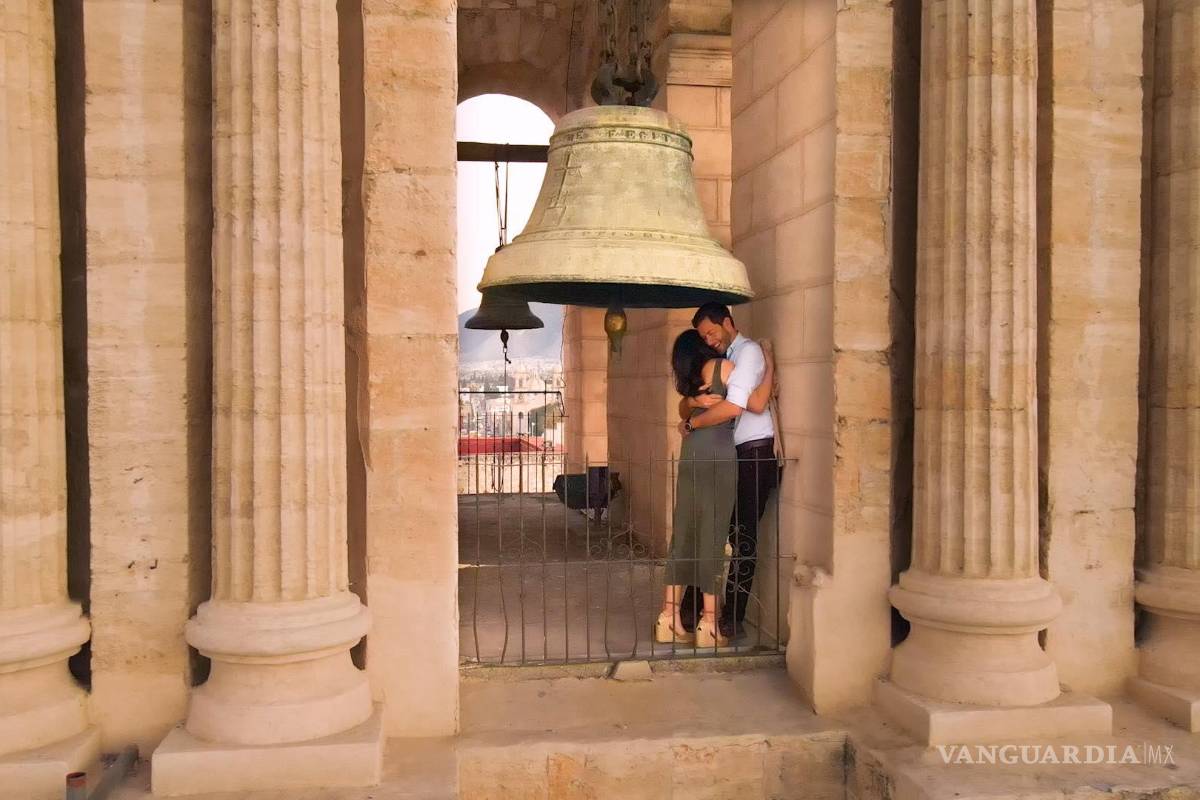 ‘¡Listos para pasar el resto de nuestras vidas juntos!’: propuesta de matrimonio en campanario de la Catedral de Saltillo