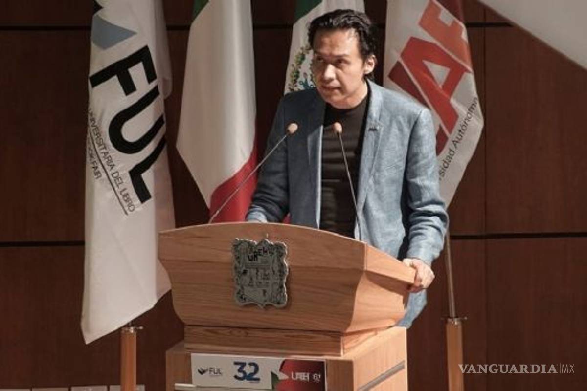 Quién es Marx Arriaga, el encargado de los libros de texto de la SEP que 'recomienda' leer