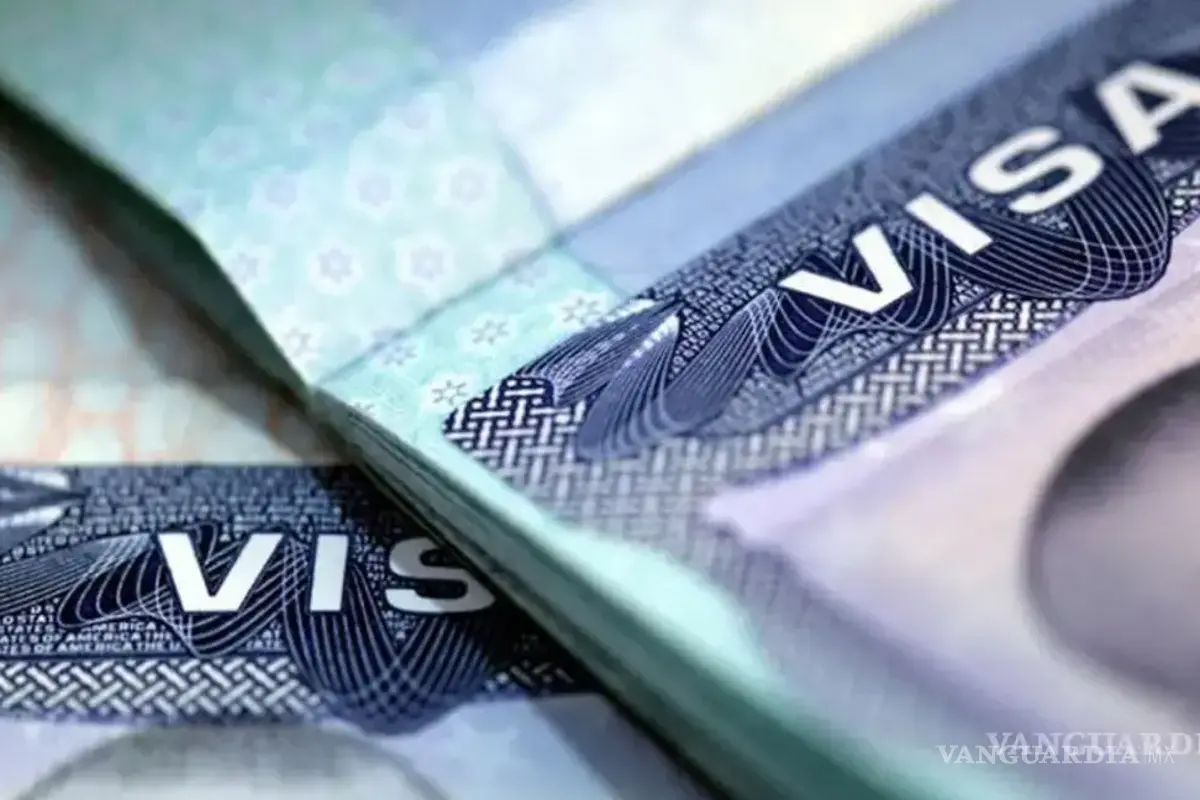 Trump ordena suspender entrevistas de visa para estudiantes extranjeros