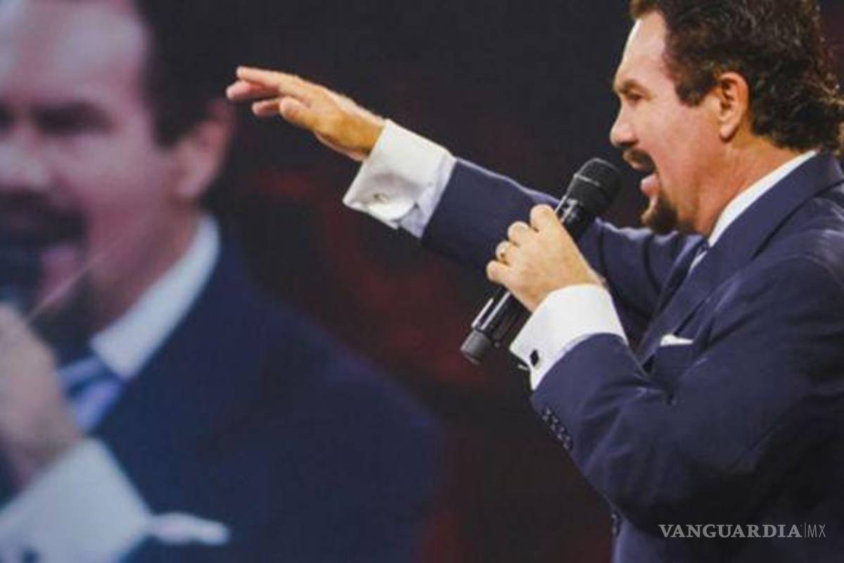 Murió de COVID-19 famoso pastor de EU, era antivacunas