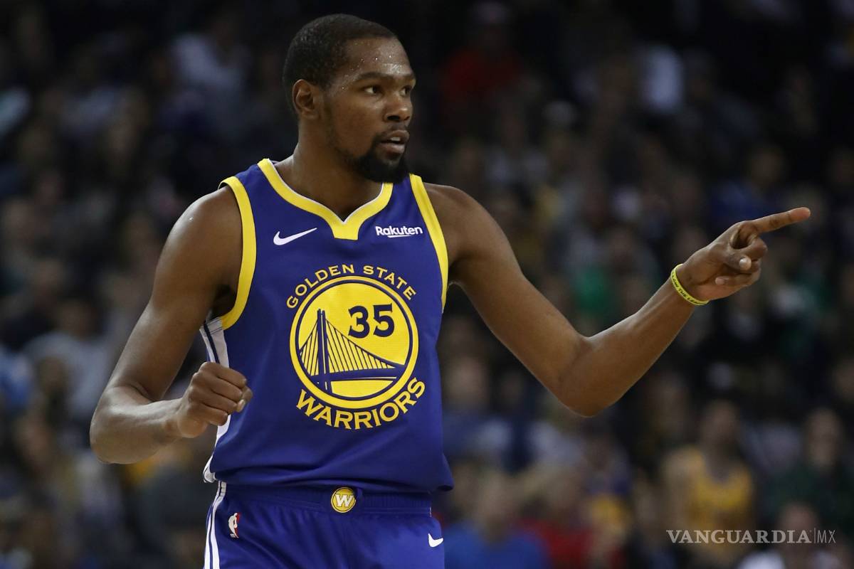 $!Multan a Stephen Curry, Draymond Green y Kevin Durant por irse en contra del arbitraje