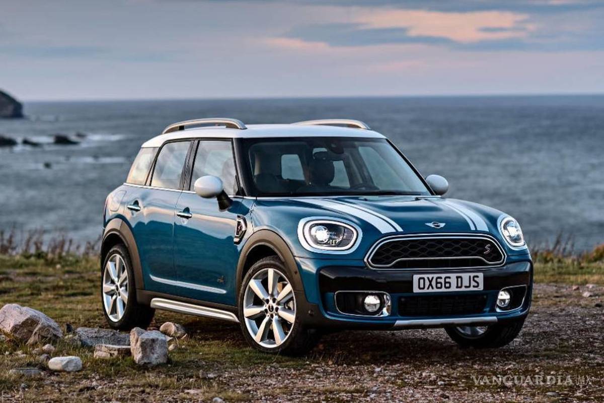 Lanza MINI su primer híbrido en México