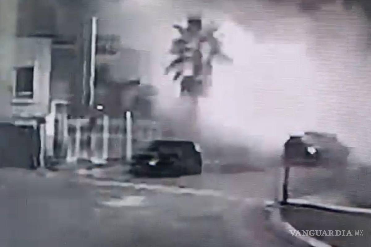 Momento de la explosión en casa de agentes de la FGE en Saltillo (Video y fotogalería)