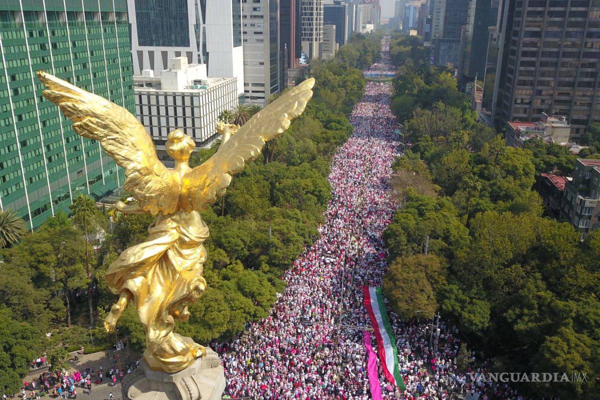 Sólo 12 mil asistieron a marcha en defensa del INE, asegura Batres; fueron más de 200 mil: organizadores