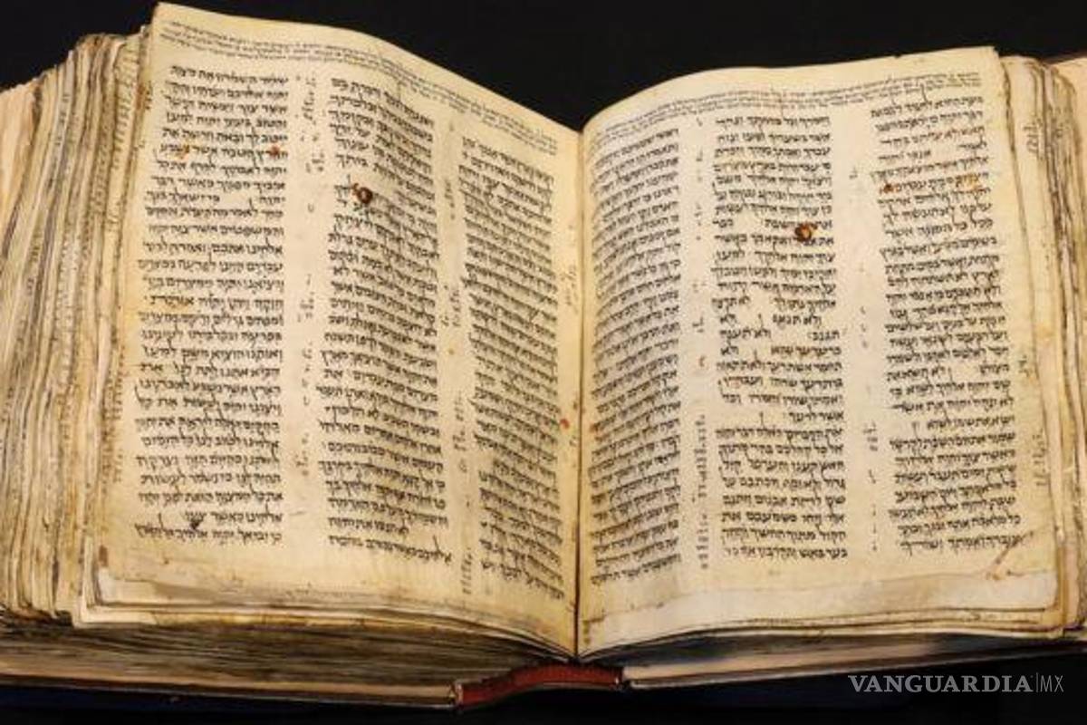 $!¿Cuál el libro más caro de la historia?, superó los 30 mdd pagados por apuntes de Da Vinci