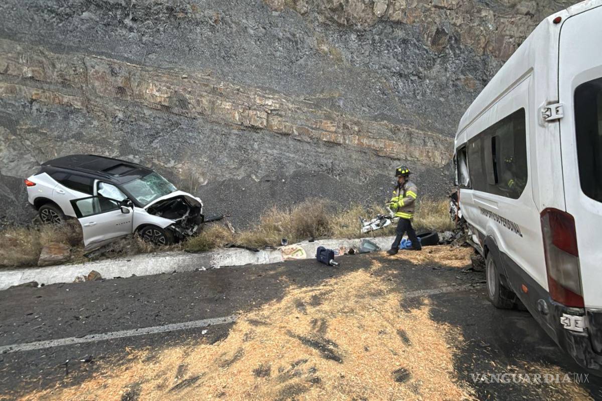 Aparatoso accidente en la carretera a Monclova deja varios lesionados