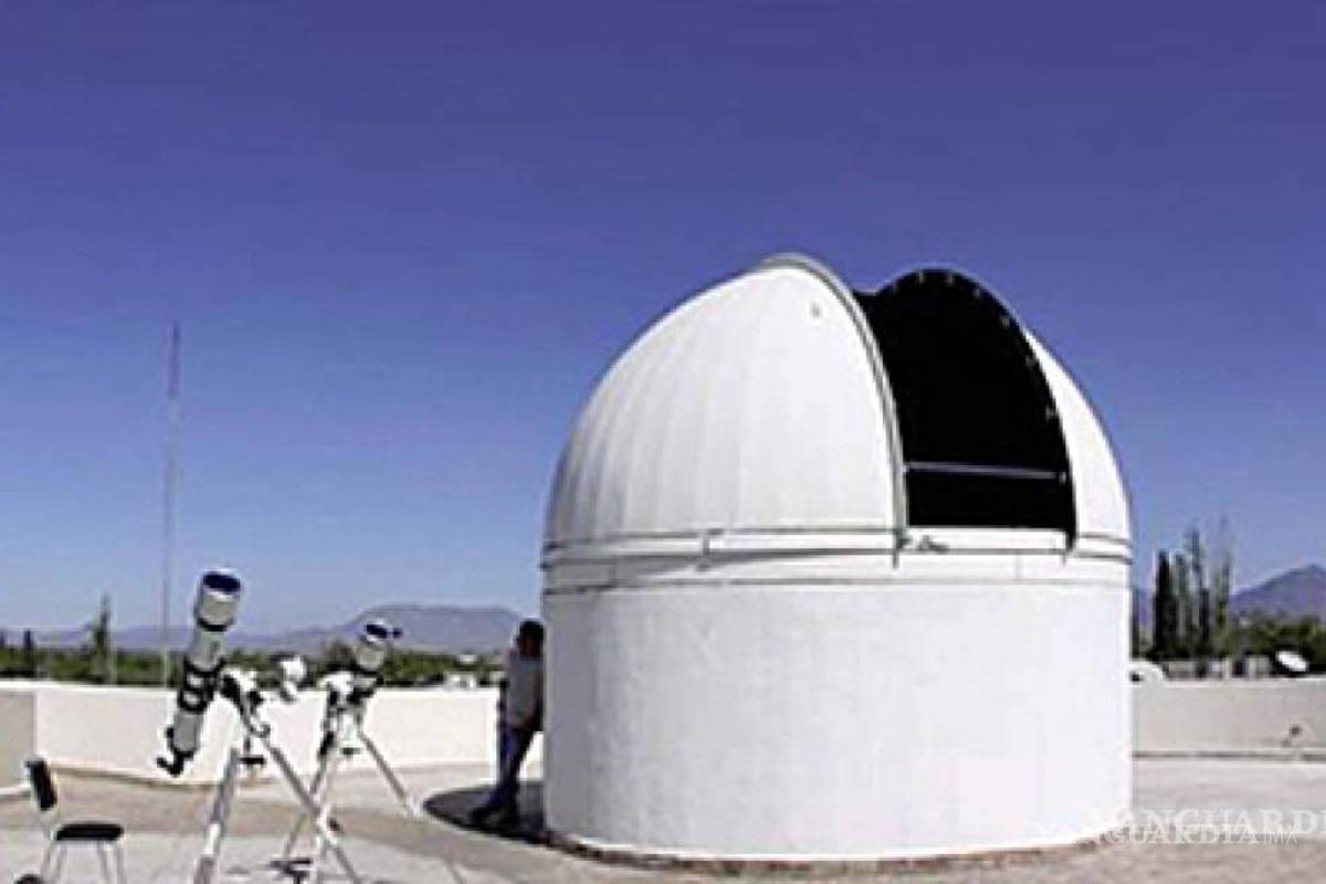 Invita Observatorio Astronómico de la UAdeC a ver planetas y estrellas en Saltillo