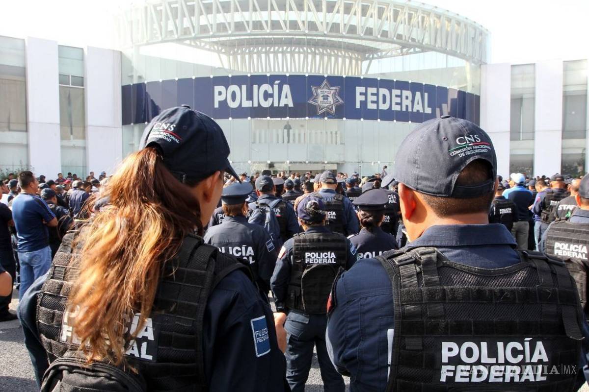 Si la delincuencia evoluciona, también lo debe hacer la Policía Federal, asegura Durazo