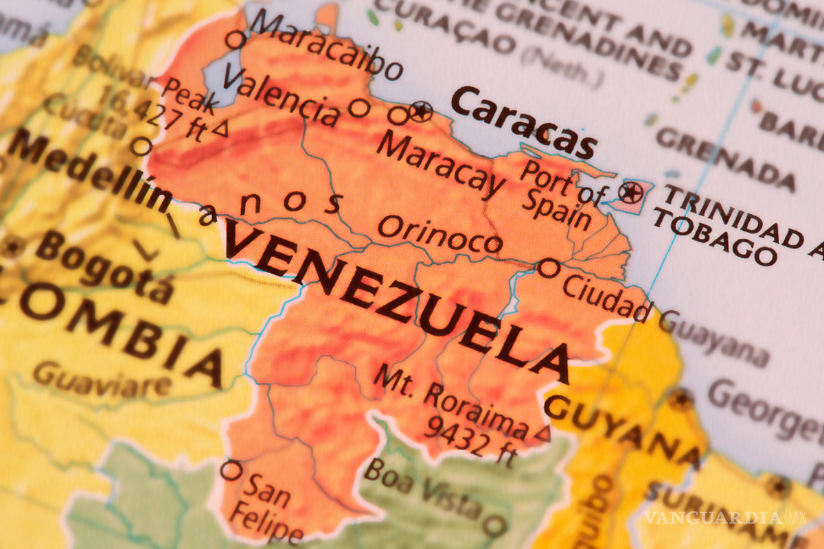 Ministro venezolano condena ejercicios militares de Estados Unidos por presuntas amenazas de invasión