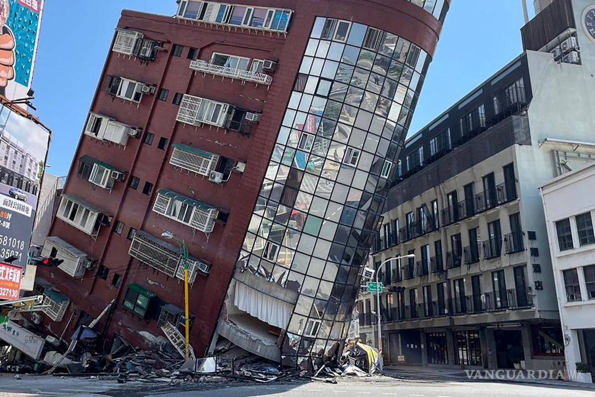 Sismo en Taiwán... Al menos nueve muertos y 50 desaparecidos tras el terremoto más fuerte en 25 años
