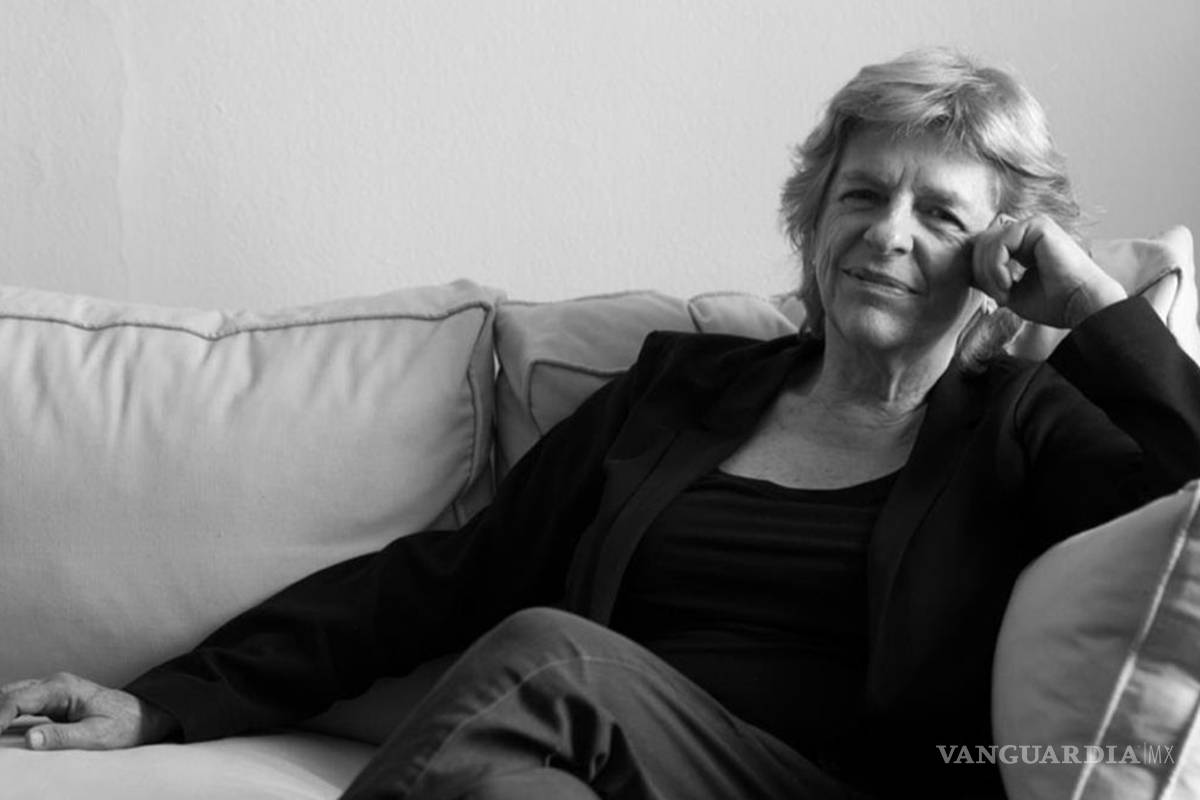 Escritora María Tena gana el Premio Tusquets Editores de Novela