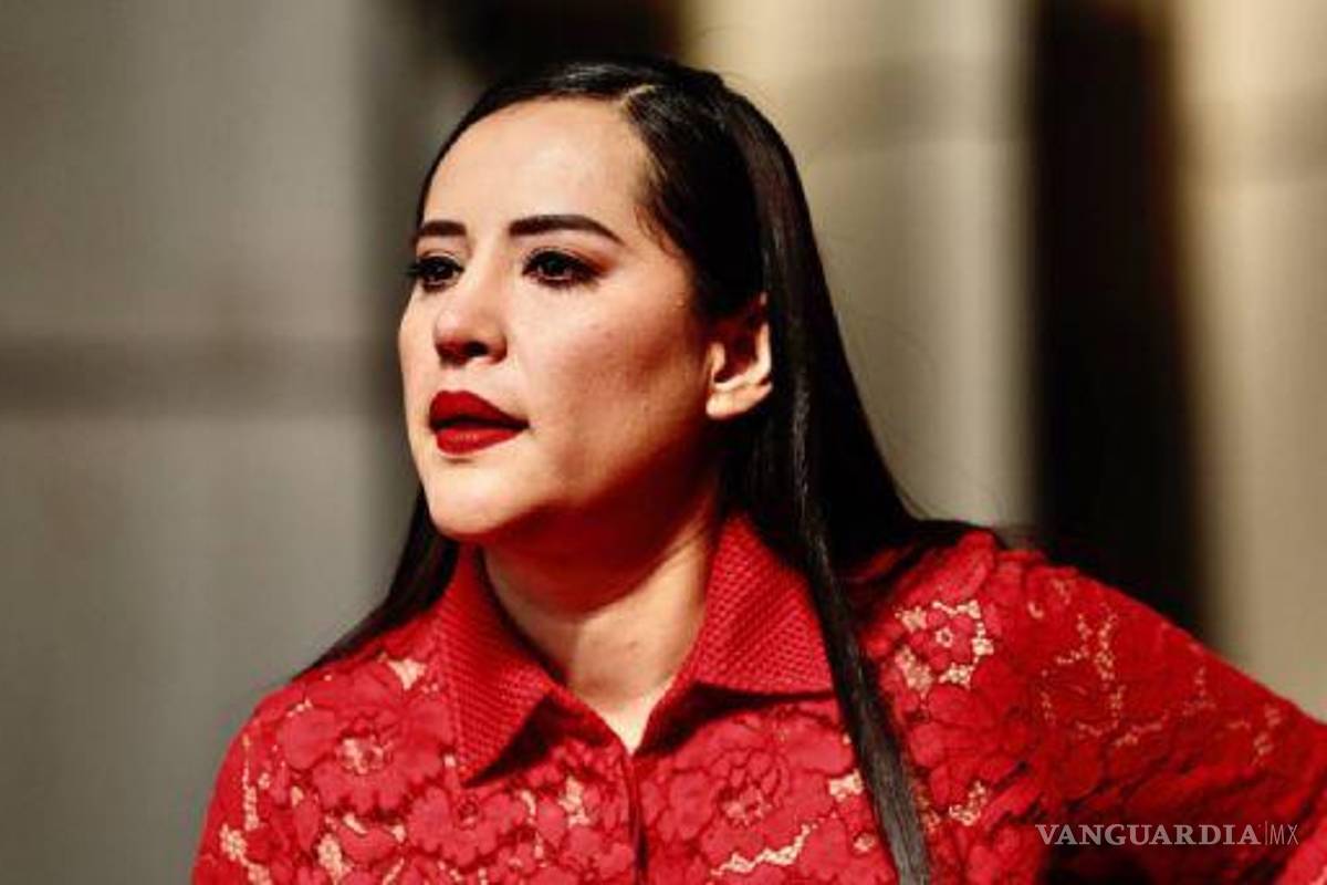 Demandarán a Sandra Cuevas por repartir globos con dinero; sumará 10 denuncias desde su toma de protesta