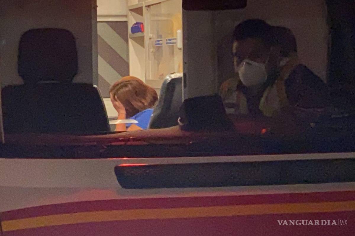 Hombre lanza a mujer de auto en movimiento por discusión en Saltillo