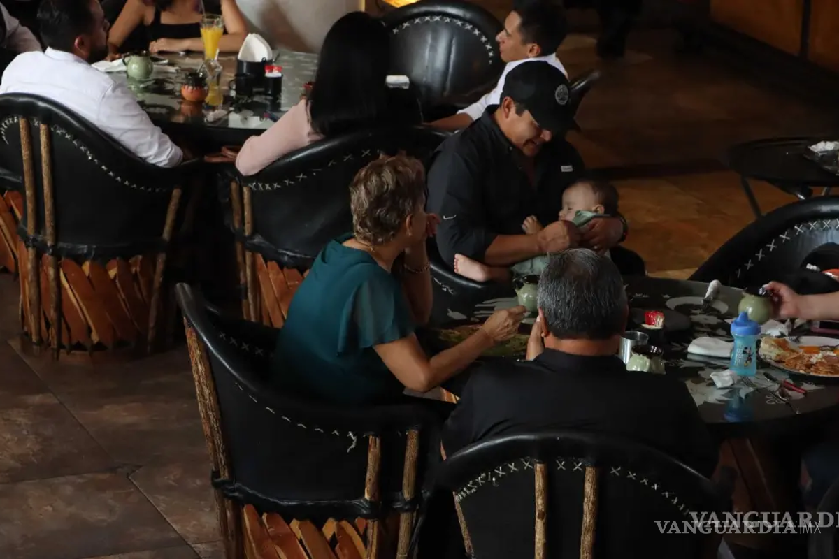 Registran restauranteros de Saltillo récord de afluencia y estiman derrama de más de 8 mdp en el Día del Padre