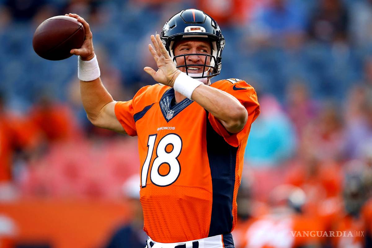 $!Peyton Manning podría seguir los pasos de Donald Trump