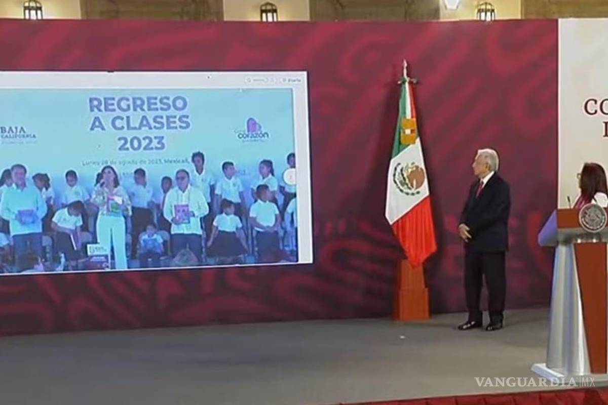 AMLO felicita a estudiantes por el Regreso a Clases... da banderazo en los estados desde la mañanera