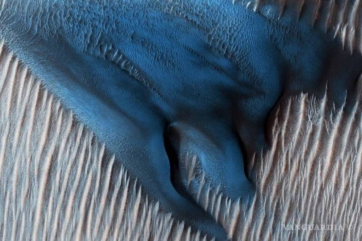 Así son las dunas azules que la NASA encontró en Marte