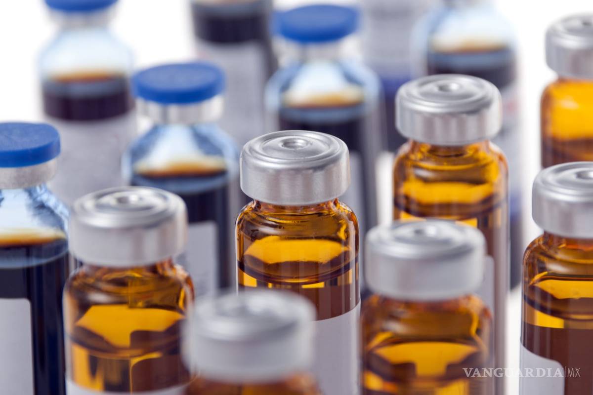 López Gatell advierte sobre los peligros de ingerir dióxido de cloro contra coronavirus