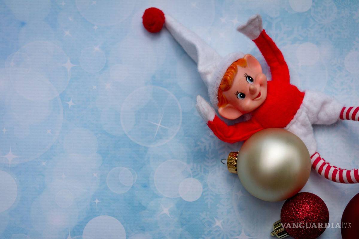 Navidad 2022: un elfo travieso que hace diabluras y le cuenta todo a Santa Claus
