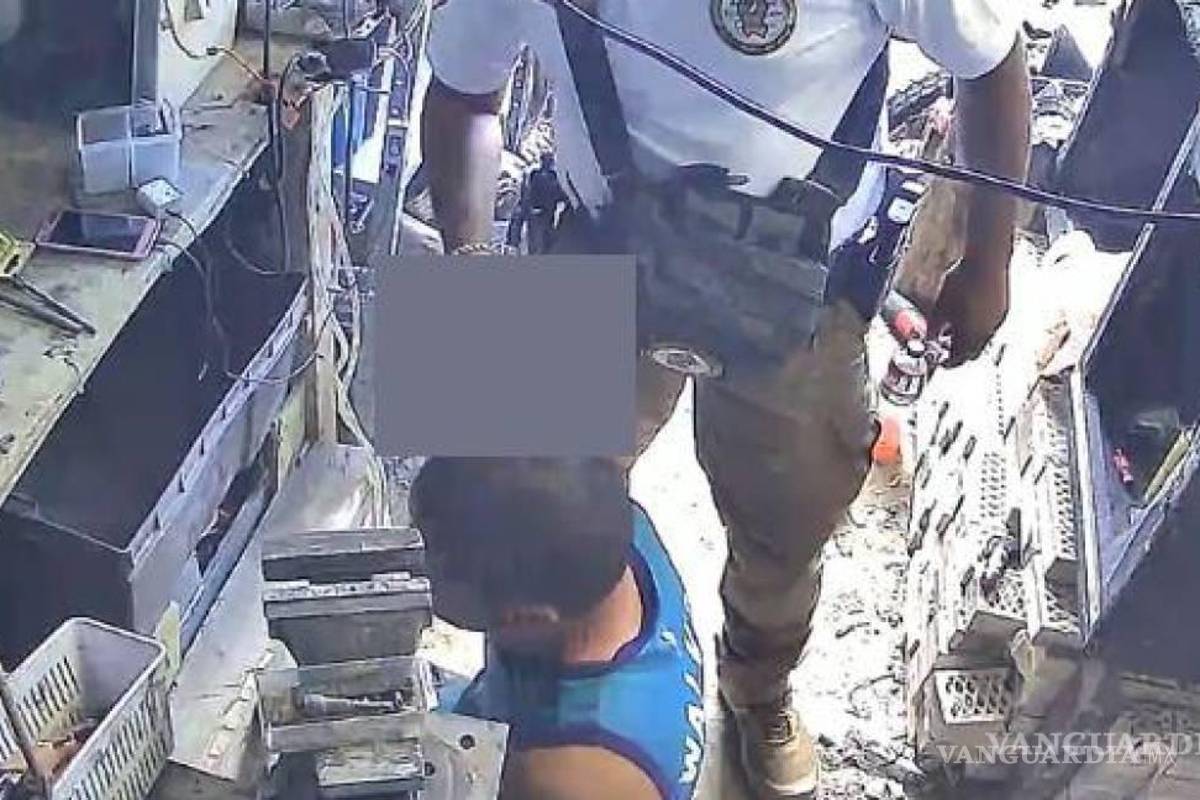 Suspenden a agentes de la FGE Coahuila por agresión en contra de herrero detenido en Saltillo