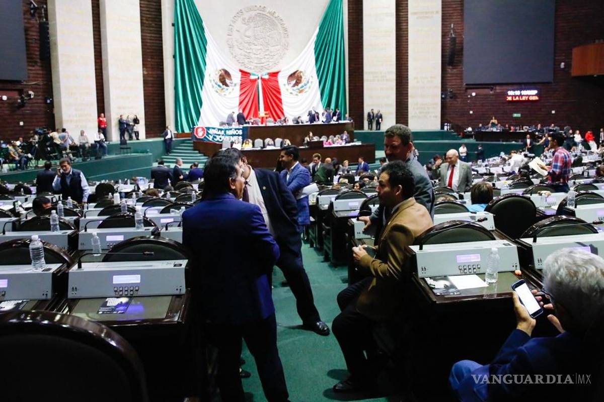 Los puntos claves de las leyes secundarias de la reforma educativa de AMLO