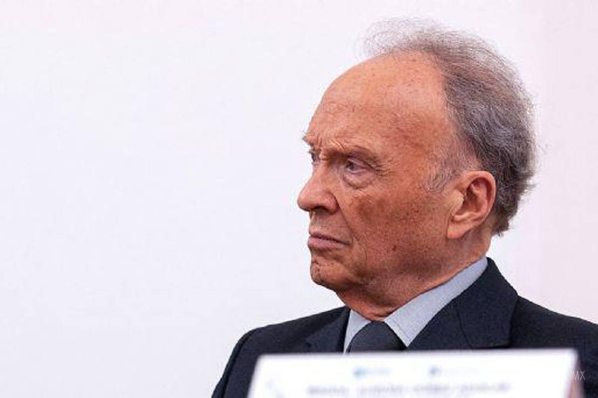 Gertz Manero y su familia reciben millones triangulados desde la UDLA