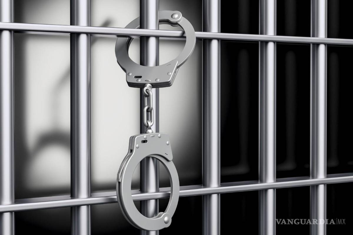 Sentencian a dos mujeres a 4 años de prisión por posesión de drogas para venta en Nueva Rosita