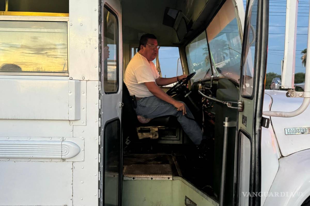 Ciudad Frontera: Regresa el Frontera Bus y traslada a 200 estudiantes de prepa y universidad