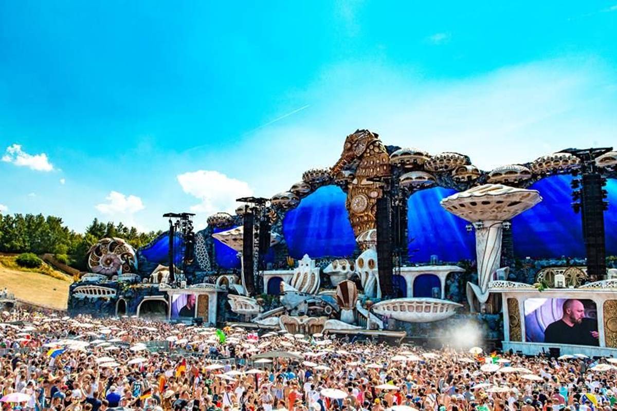 Mueren dos jóvenes tras asistir al festival Tomorrowland