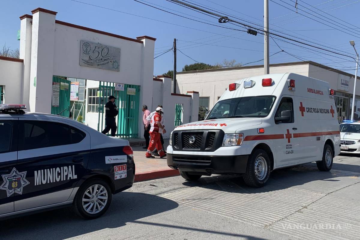 Saltillo: Movilización en Secundaria Técnica 4 por estudiante en riesgo