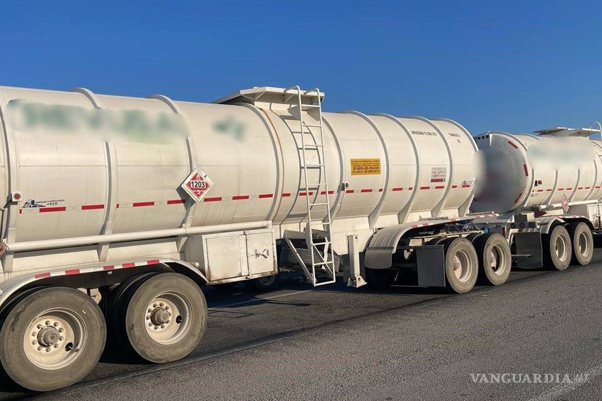 Lo vinculan a proceso por transportar 62 mil litros de hidrocarburo ilícito, en NL