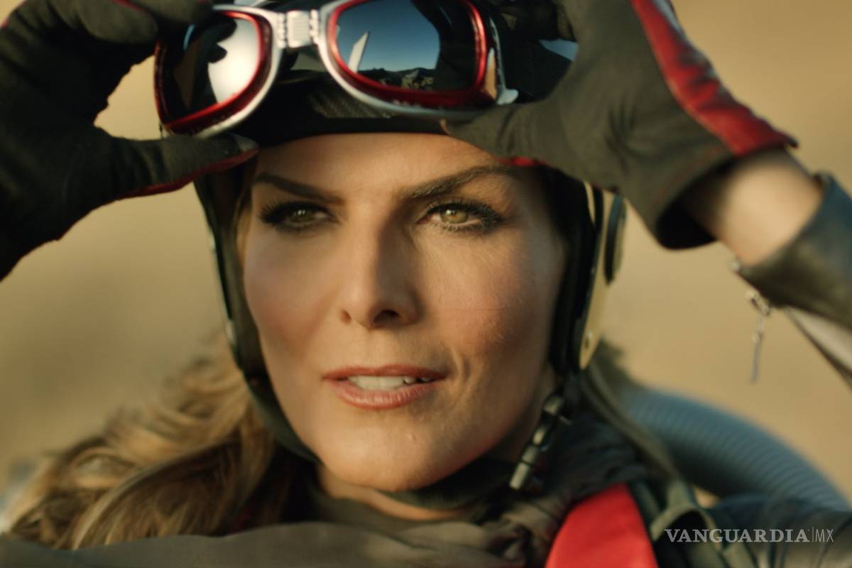 Una dama fuera del clóset