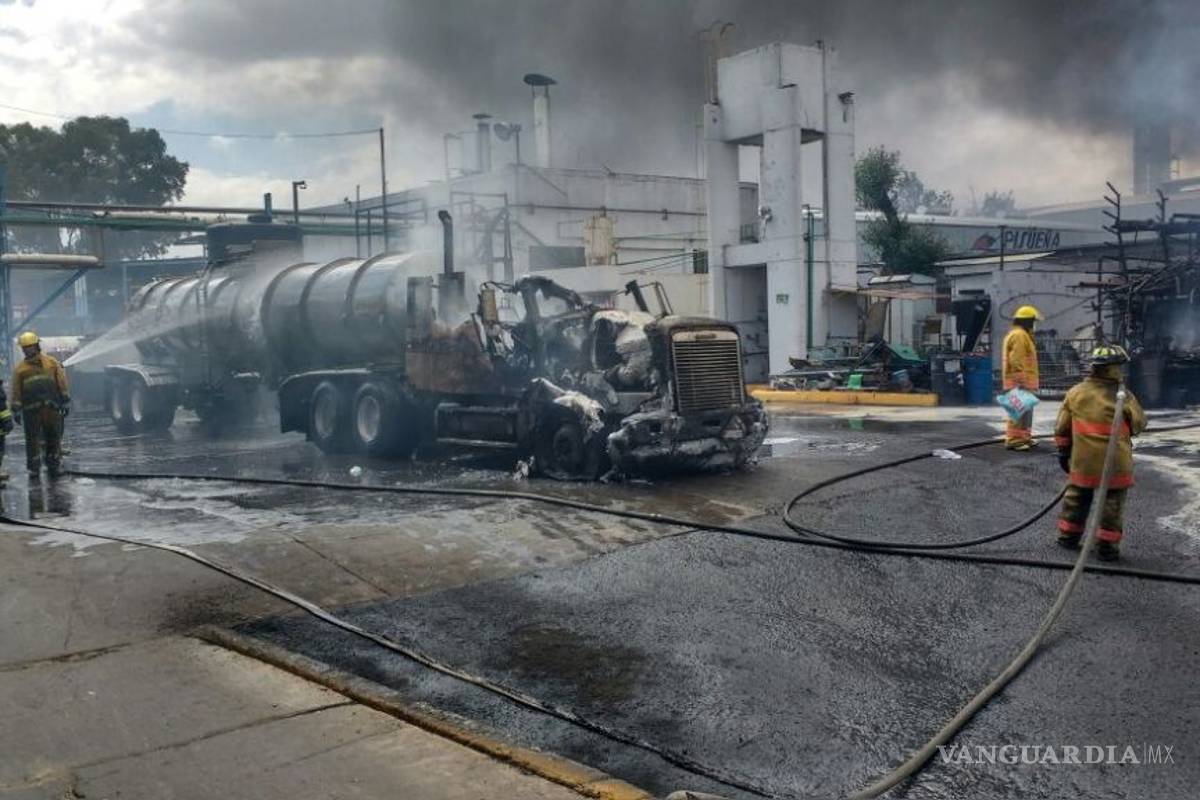 Controlan incendio en Tultitlán; reportan al menos un lesionado