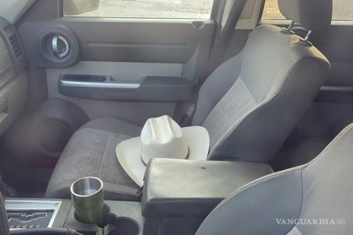 $!Un termo con cerveza en el interior del auto fue clave para que el conductor fuera puesto a disposición del Ministerio Público.