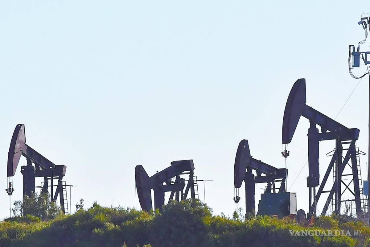 Baja precio del petróleo ante acuerdo para el alto al fuego en Gaza