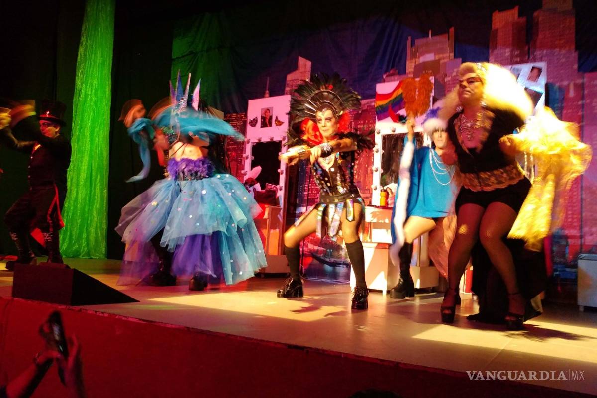 Se presenta en el Teatro Versalles &quot;Los Caballeros las prefieren lokas&quot;