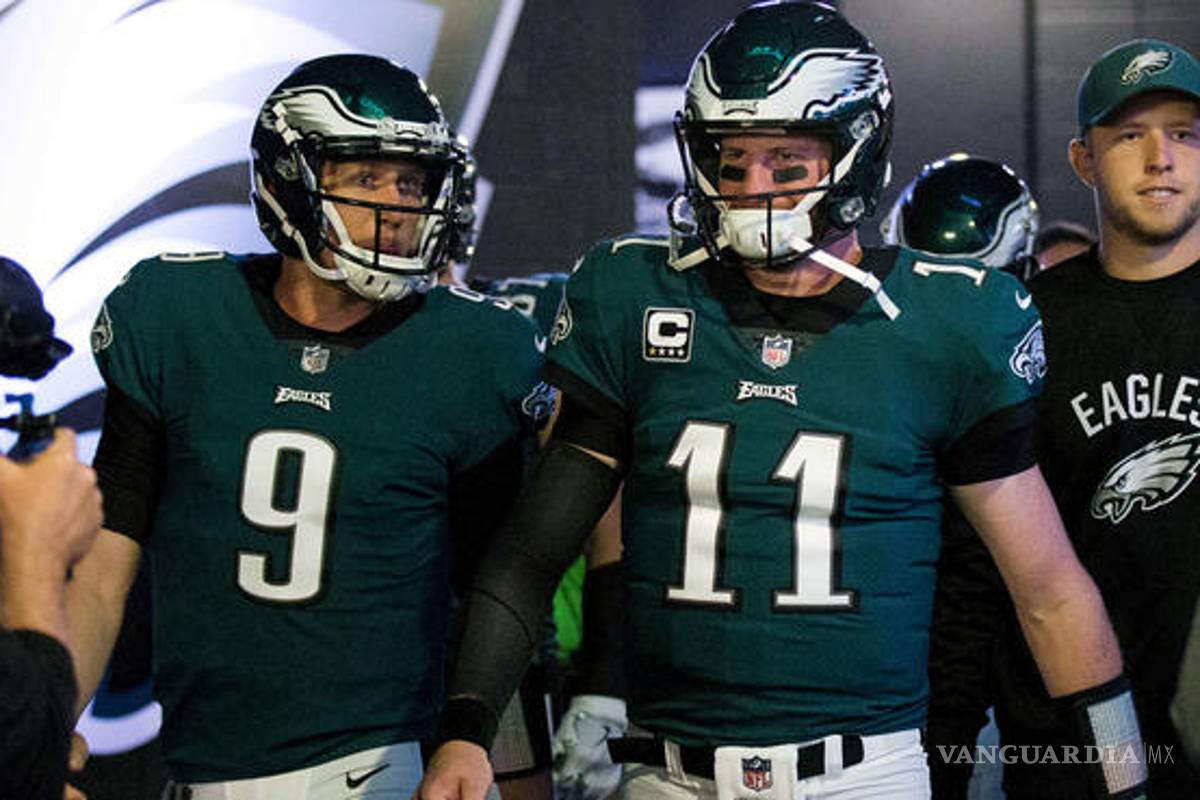 $!Nick Foles volverá a ser titular en la Semana 2, Carson Wentz tendrá que esperar