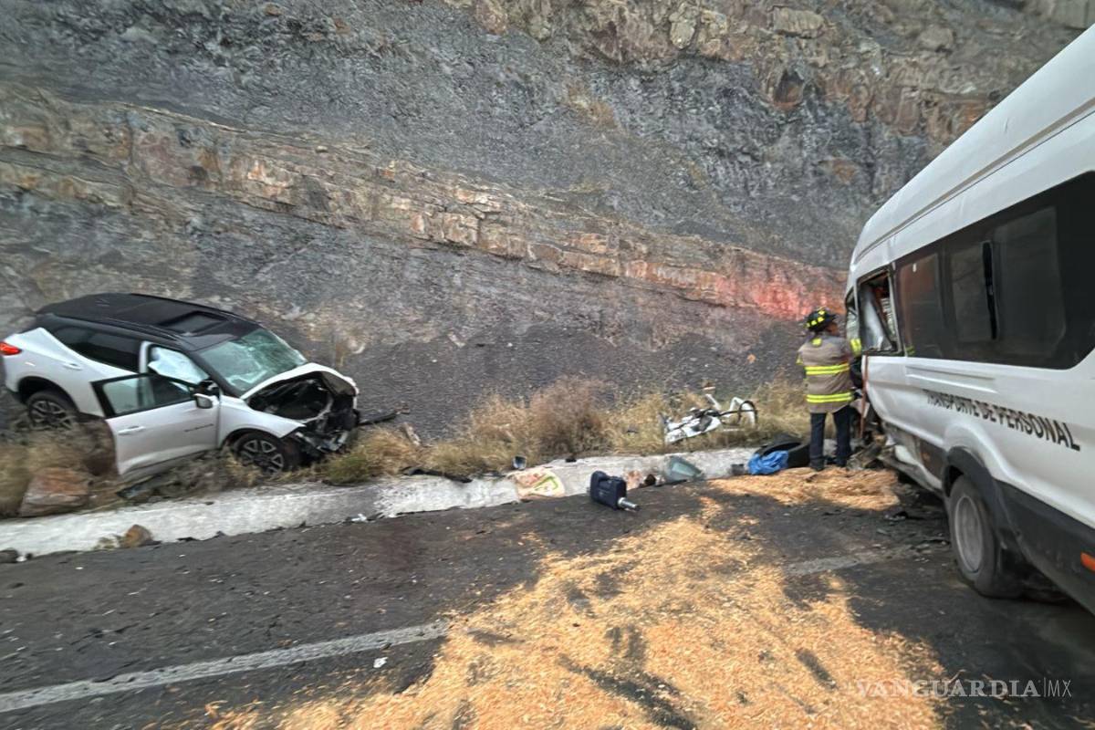 Aparatoso accidente en la carretera a Monclova deja varios lesionados